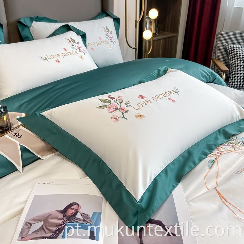  Cotton Embroidery Bedding Set